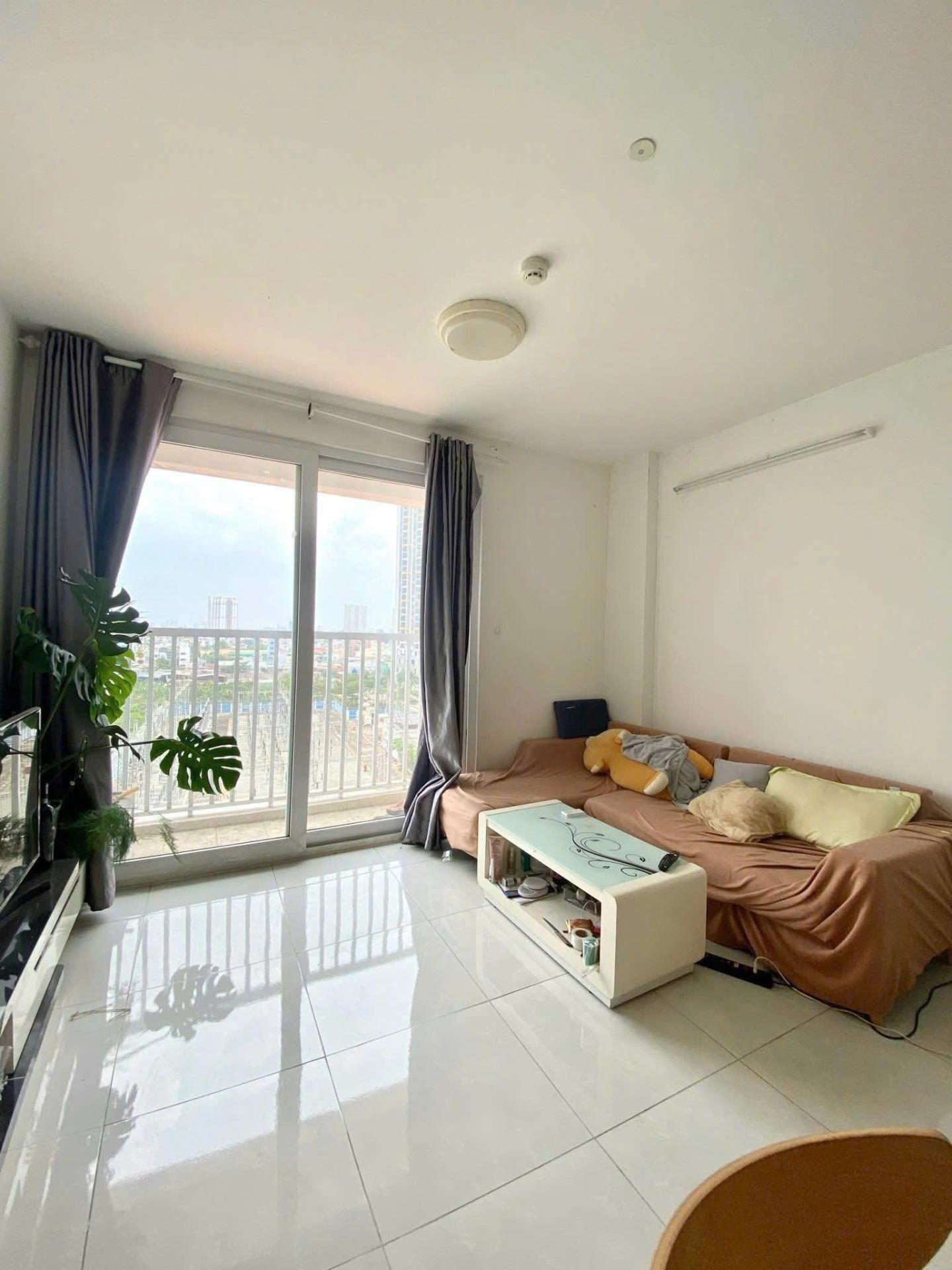 Cần cho thuê gấp căn hộ chung cư 115 m2 tại Đường Nguyễn Sỹ Sách - Tân Bình, giá 12,5 triệu/tháng