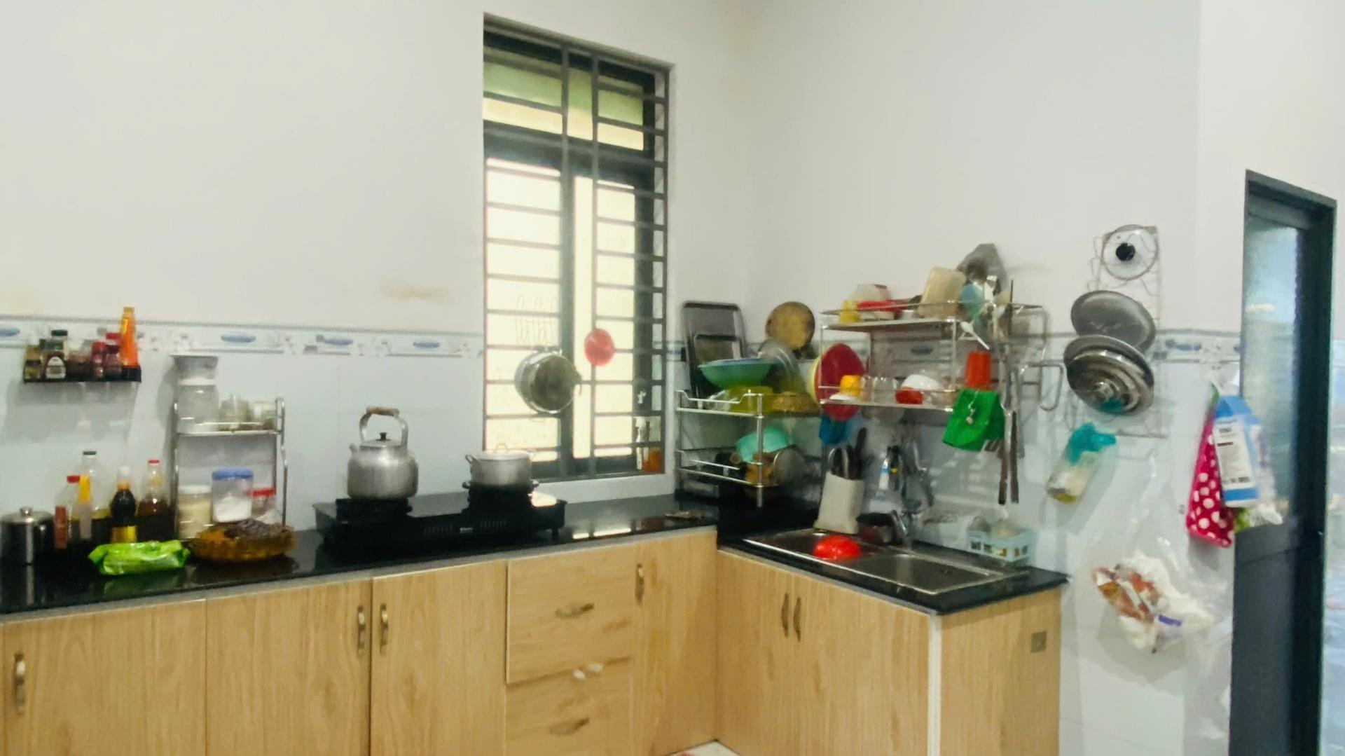 Cần bán nhanh nhà đẹp 150 m2, hướng Đông-Nam tại Xã Tân Phước - La Gi - Bình Thuận, giá 950 tr