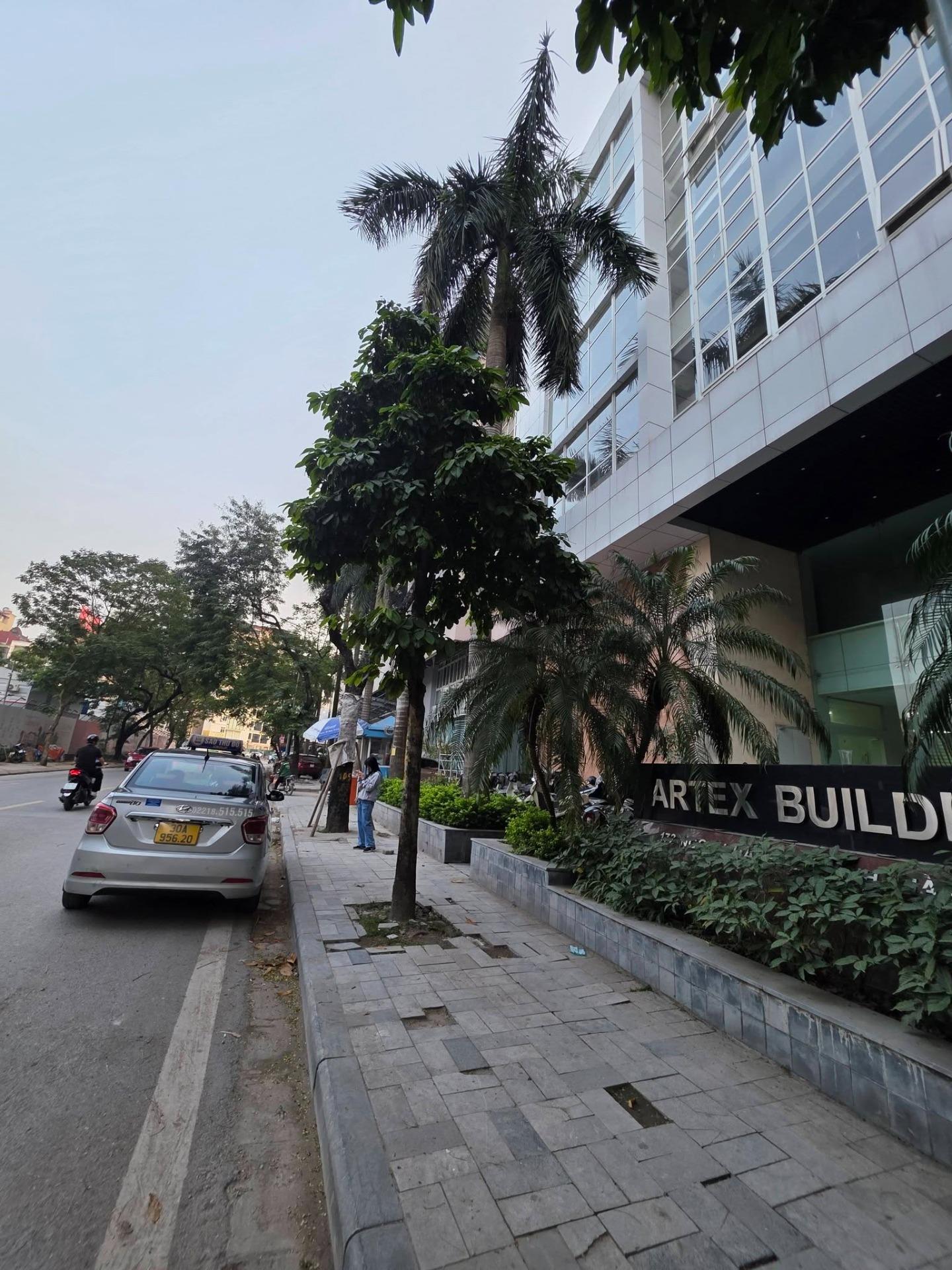 Cần bán gấp bán nhanh nhà chung cư 155 m2, giá 15,6 tỷ tại Phố Ngọc Khánh - Ba Đình - Hà Nội