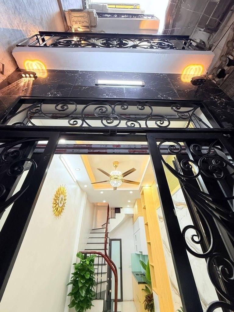 Cần bán nhanh căn nhà 20 m2 tại Phố Bạch Mai - Thanh Nhàn - Hai Bà Trưng - Hà Nội, giá 5,8 tỷ