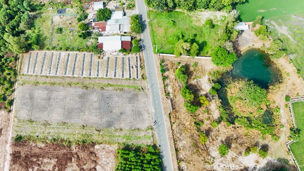 Bán gấp nền đất 170 m2, mặt tiền 6m, hướng Bắc tại Đất Đỏ - Bà Rịa Vũng Tàu, giá 888 triệu