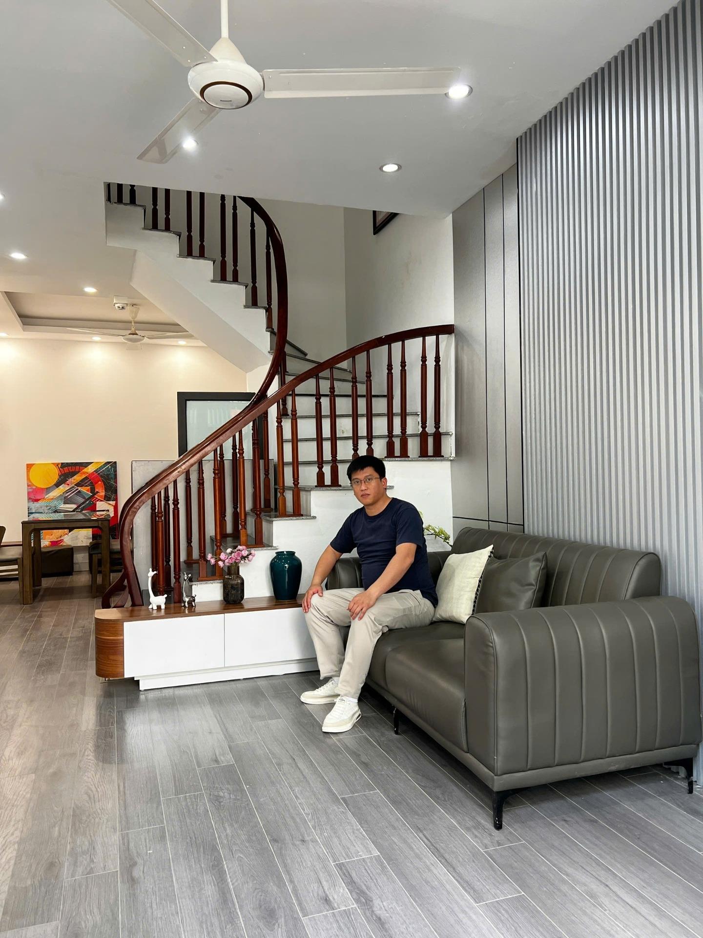 Bán nhanh nhà sổ hồng riêng 33 m2 tại Đường Ngô Quyền - La Khê - Hà Đông - Hà Nội, giá 9,3 tỷ