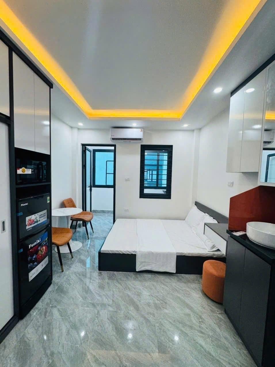 Cần bán gấp bán nhanh nhà sổ riêng 54 m2, hướng Đông-Bắc tại Xã Tây Tựu - Bắc Từ Liêm, giá 9,2 tỷ