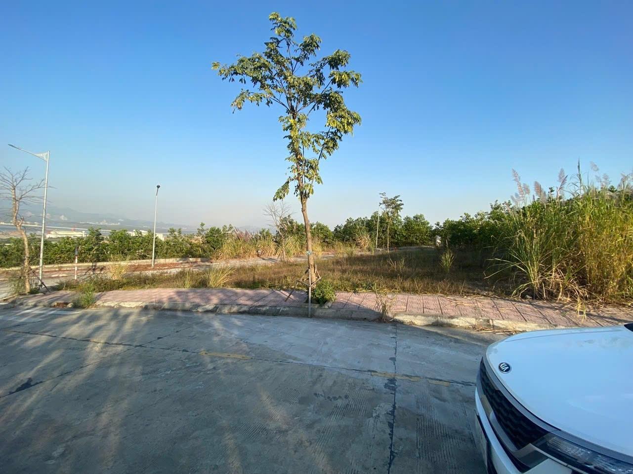 Cần bán ngay lô đất nền 291 m2 tại Đường 18 - Bãi Cháy - Hạ Long - Quảng Ninh, giá tốt