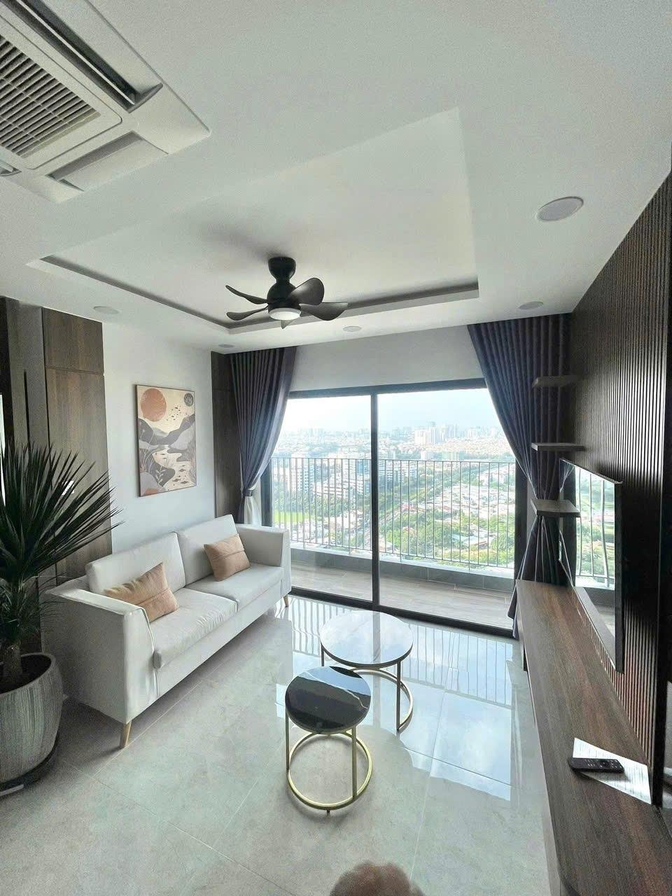 Cần bán ngay căn hộ 105 m2, giá 21 triệu tại Đường Lê Đại Hành - 15 - Quận 11 - TP Hồ Chí Minh