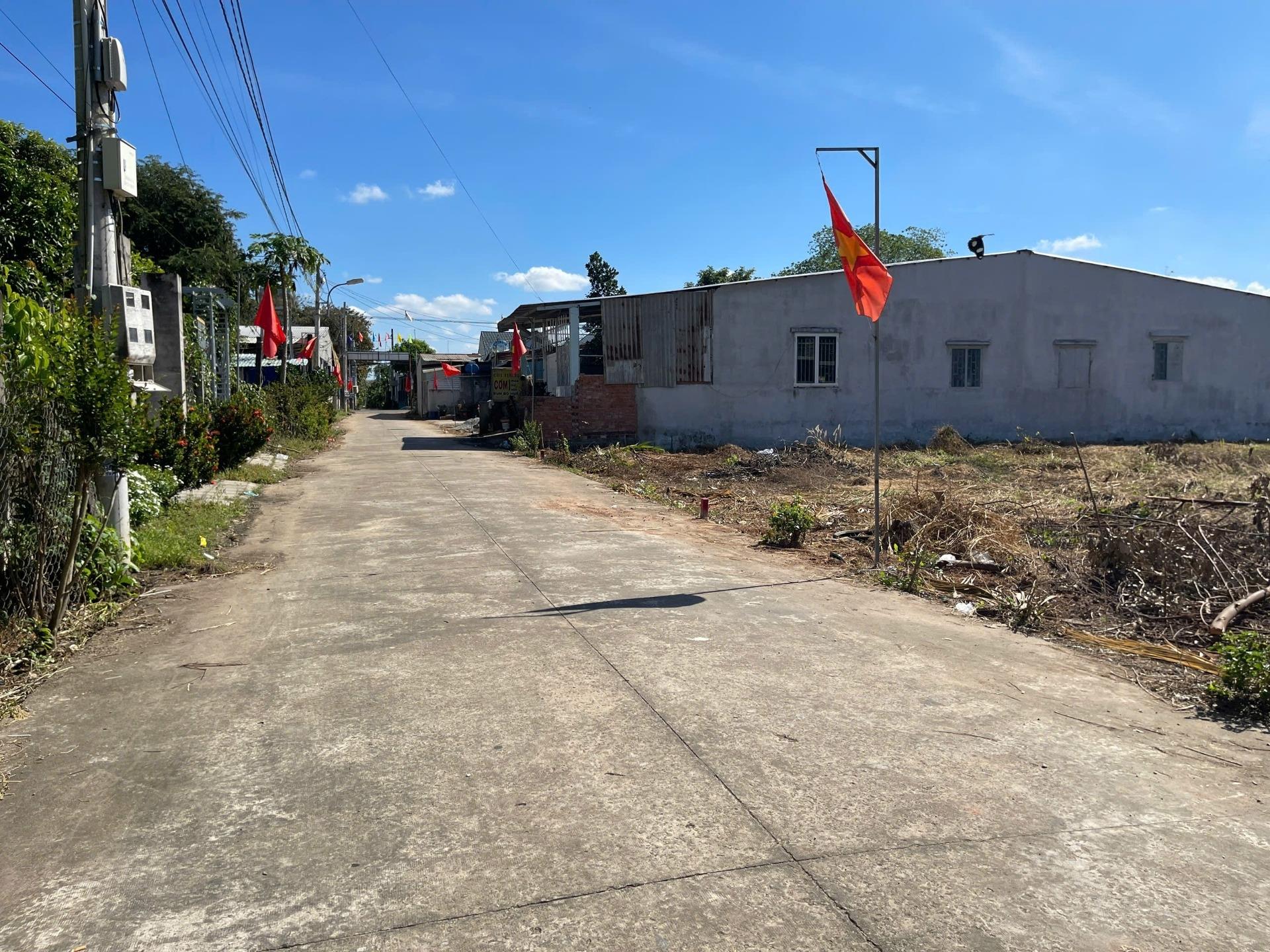 Cần bán gấp bán nhanh miếng đất 290 m2 tại Xã An Thái - Phú Giáo - Bình Dương, giá 750 tr