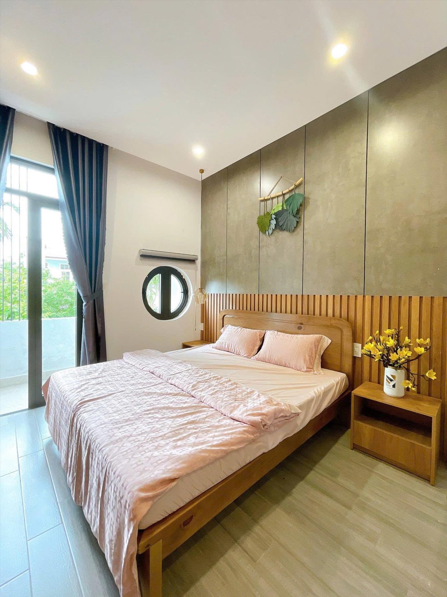 Cần bán ngay nhà mặt tiền 3 tầng, 63 m2 tại Đường Ngô Chân Lưu - Liên Chiểu, giá 5,05 tỷ