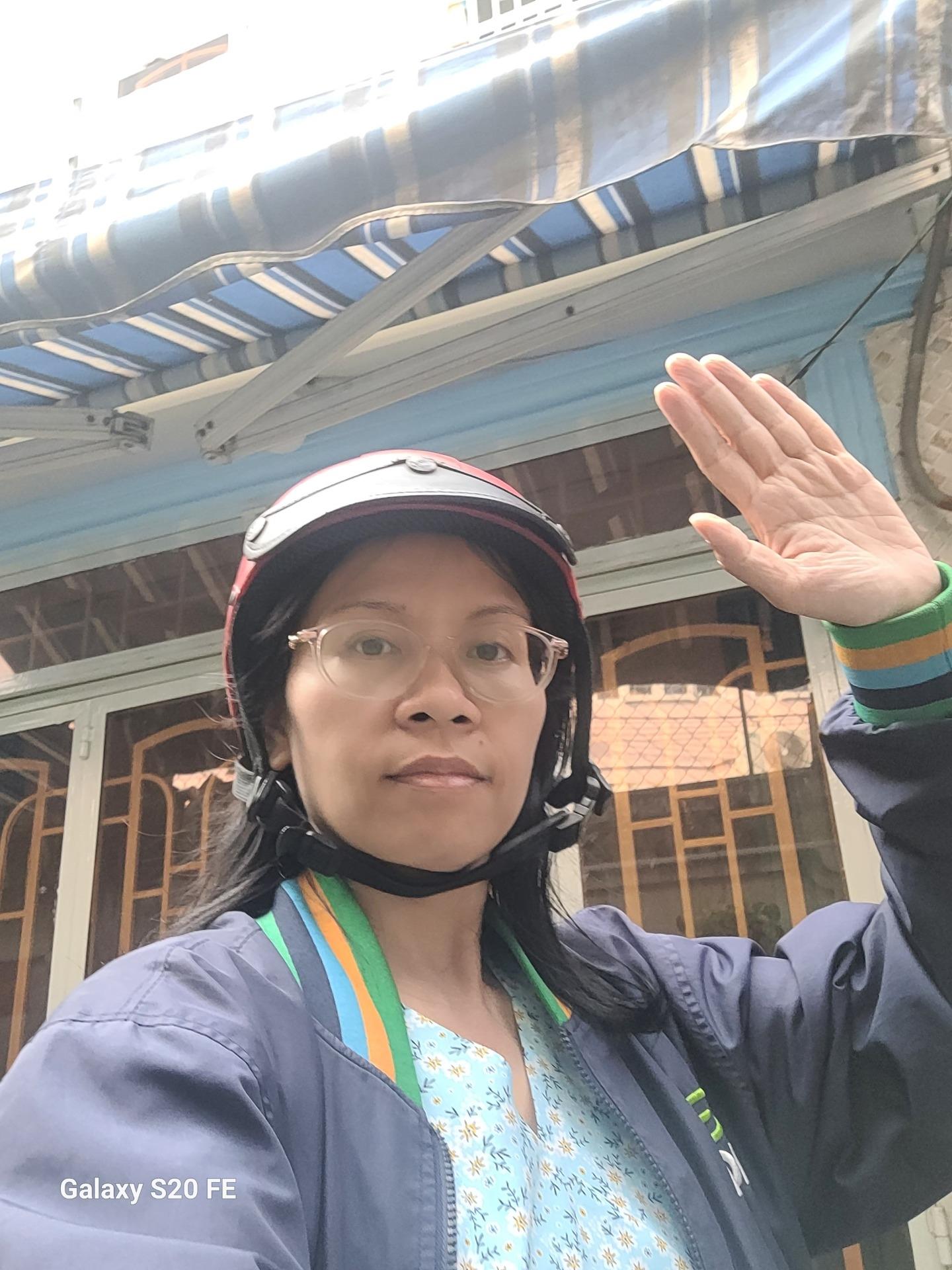 Cần bán gấp bán nhanh nhà sổ riêng 20 m2, hướng Đông-Bắc tại Quận 12, giá 2,4 tỷ