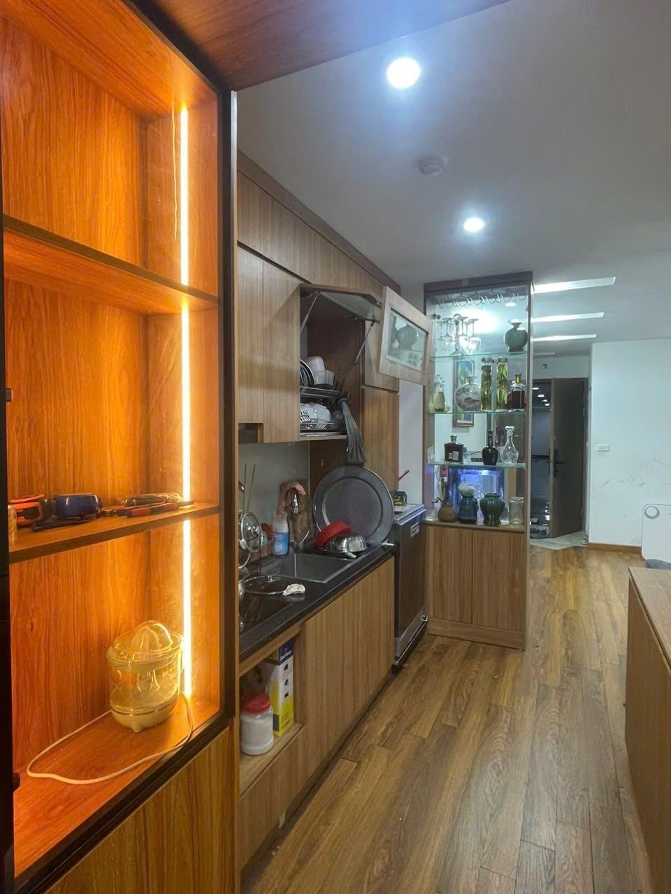 Cần bán chung cư 70 m2, giá 4,5 tỷ tại Đường Phúc Lợi - Thạch Bàn - Long Biên - Hà Nội