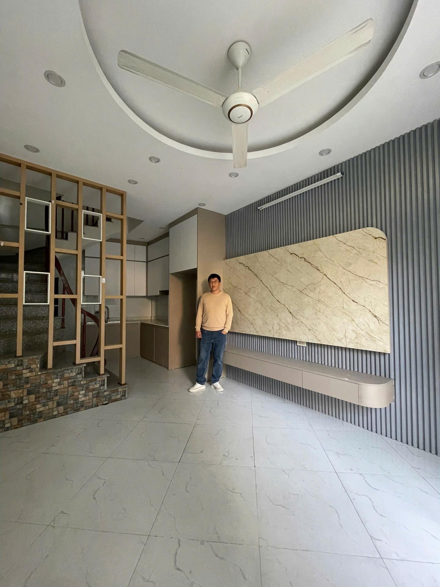 Cần bán nhanh nhà 30 m2 tại Đường Hà Trì - Hà Cầu - Hà Đông - Hà Nội, giá 8,2 tỷ