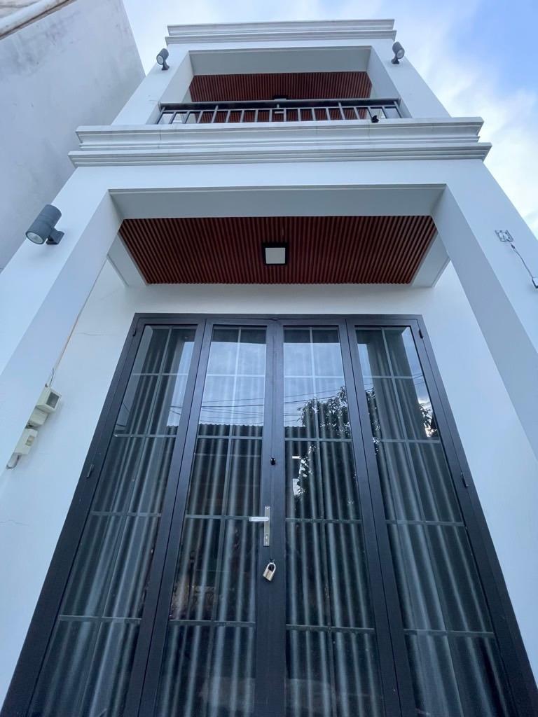 Cần bán căn nhà 60 m2 tại Đường Thanh Niên - Phạm Văn Hai - Bình Chánh, giá 2,9 tỷ