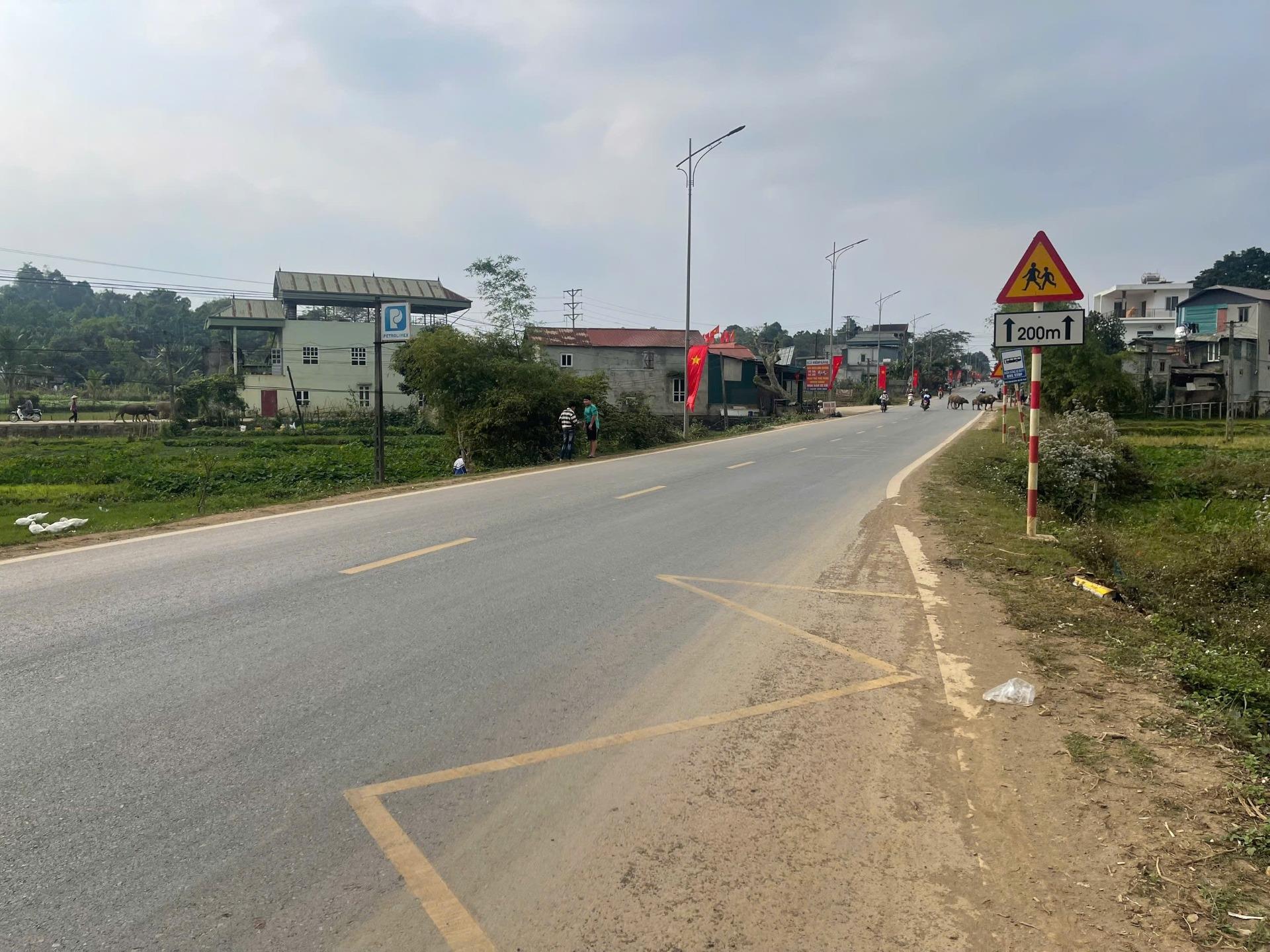 Bán nhanh lô đất sổ riêng 765 m2 tại Xã Xuất Hóa - Lạc Sơn - Hòa Bình, giá 18 tỷ