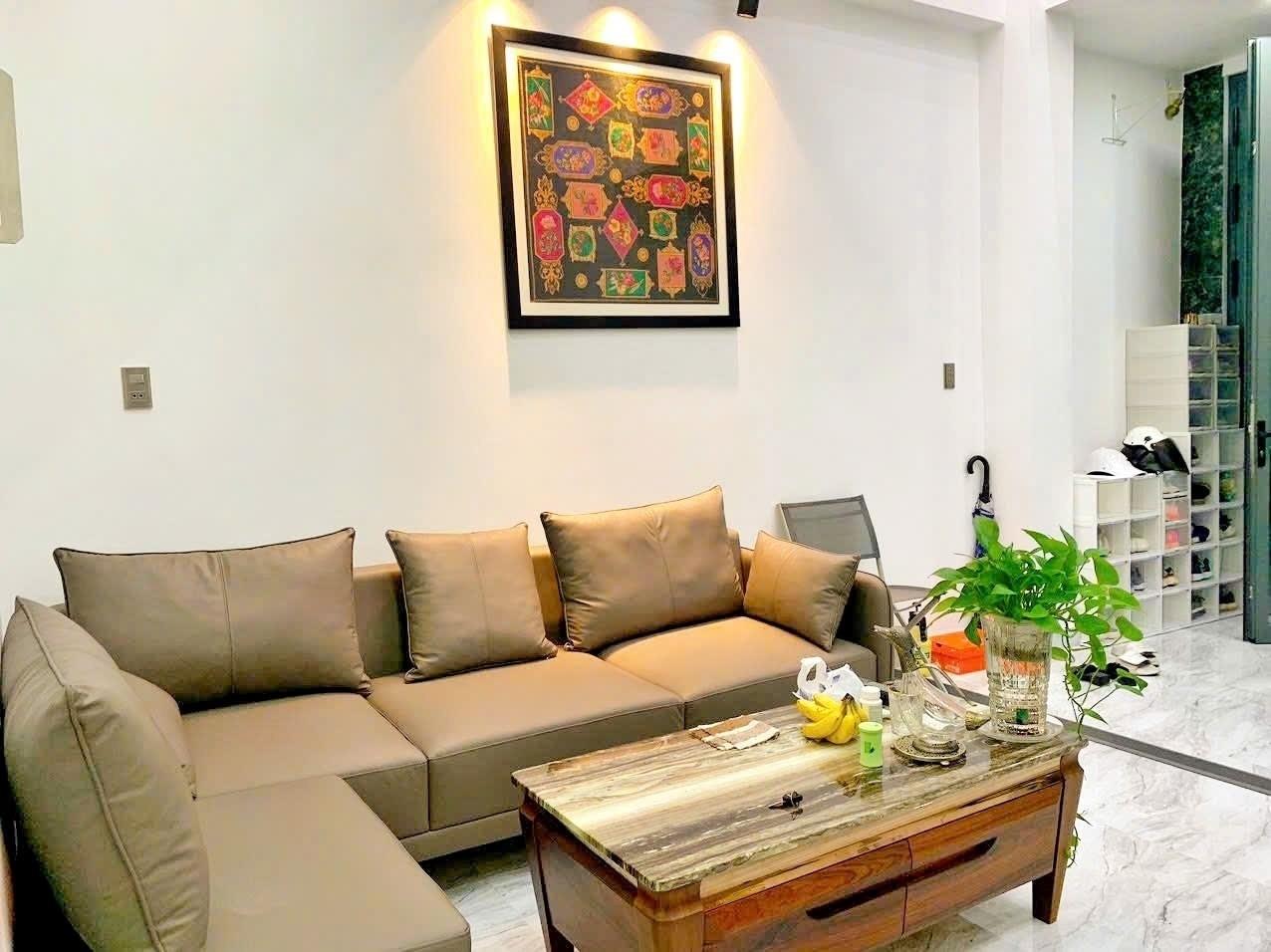 Cần bán căn nhà 44 m2 tại Đường Trịnh Đình Trọng - Hòa Thạnh - Tân Phú, giá 8,8 tỷ