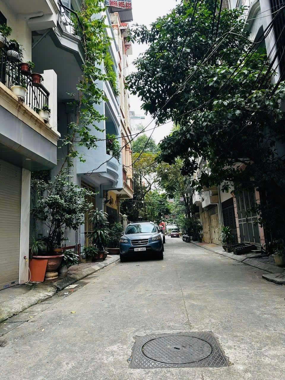 Cần bán nhanh nhà 48 m2 tại Đường Văn Cao - Liễu Giai - Ba Đình - Hà Nội, giá 14 tỷ