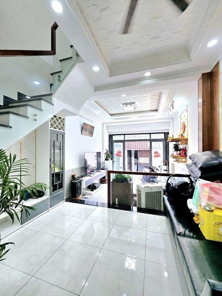 Bán nhà đẹp 60 m2 tại Đường Lê Văn Sỹ - 12 - Quận 3 - TP Hồ Chí Minh, giá 1,83 tỷ