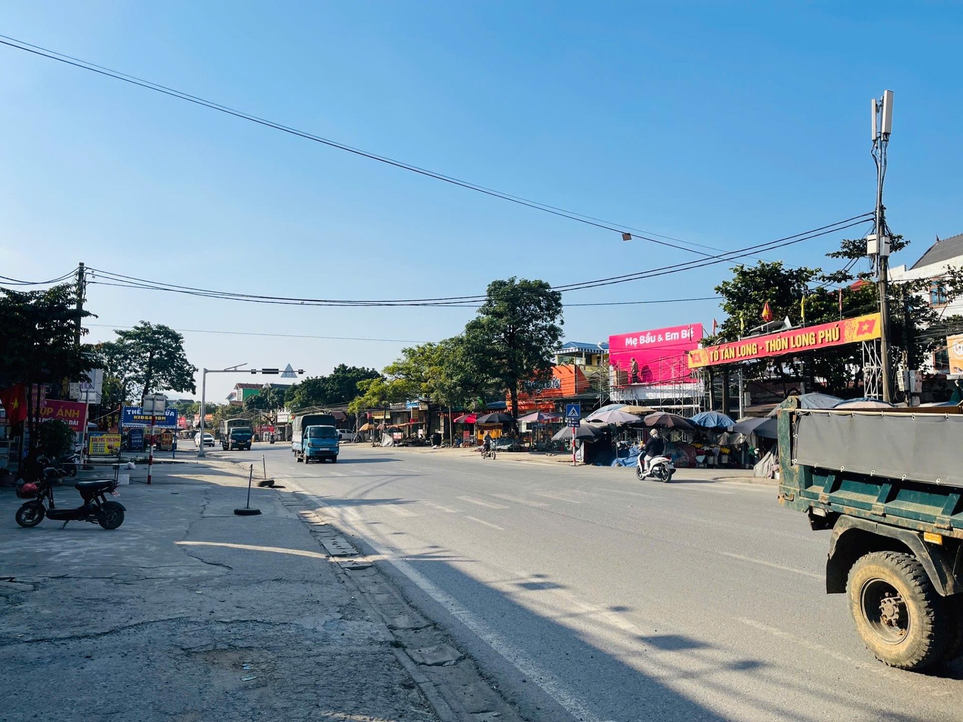 Cần bán gấp bán nhanh nhà mặt phố đẹp 918 m2 tại Đường 21A - Hòa Thạch - Quốc Oai, giá 22,95 tỷ