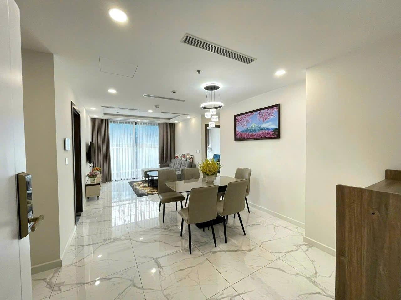 Cần cho thuê gấp căn hộ chung cư 90 m2 tại Đường 3/2 - Quận 10, giá 20 triệu/tháng