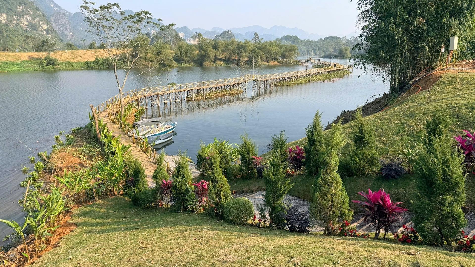 Cần bán gấp shop house 112 m2, giá 4 tỷ tại Xã Phú Thành - Lạc Thủy - Hòa Bình