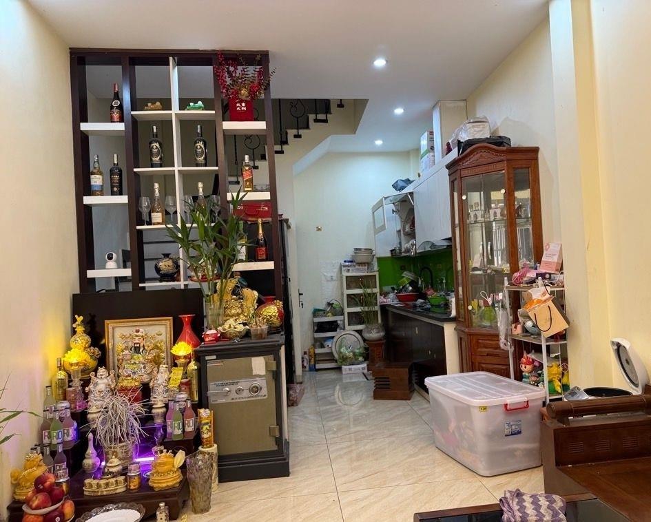 Bán gấp nhà đẹp 30 m2 tại Đường Ngọc Thụy - Ngọc Thụy - Long Biên - Hà Nội, giá 5,89 tỷ