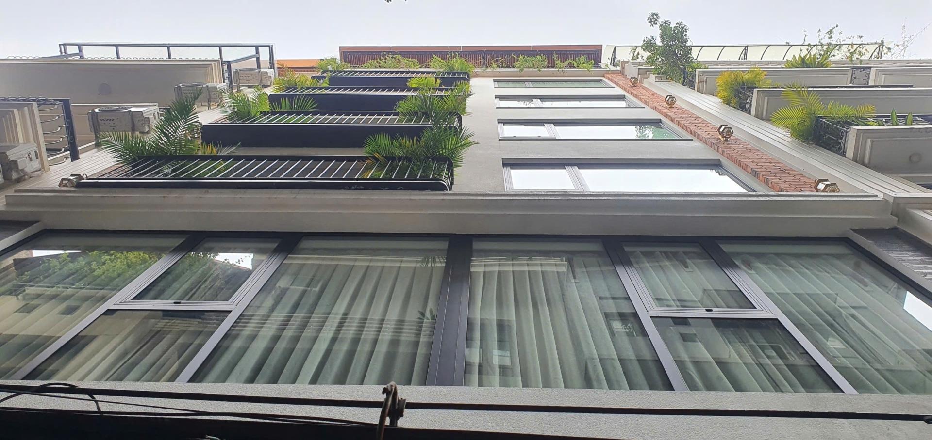 Chuyển nhượng nhà sổ riêng 140 m2 tại Phố Liễu Giai - Liễu Giai - Ba Đình - Hà Nội, giá 95 tỷ