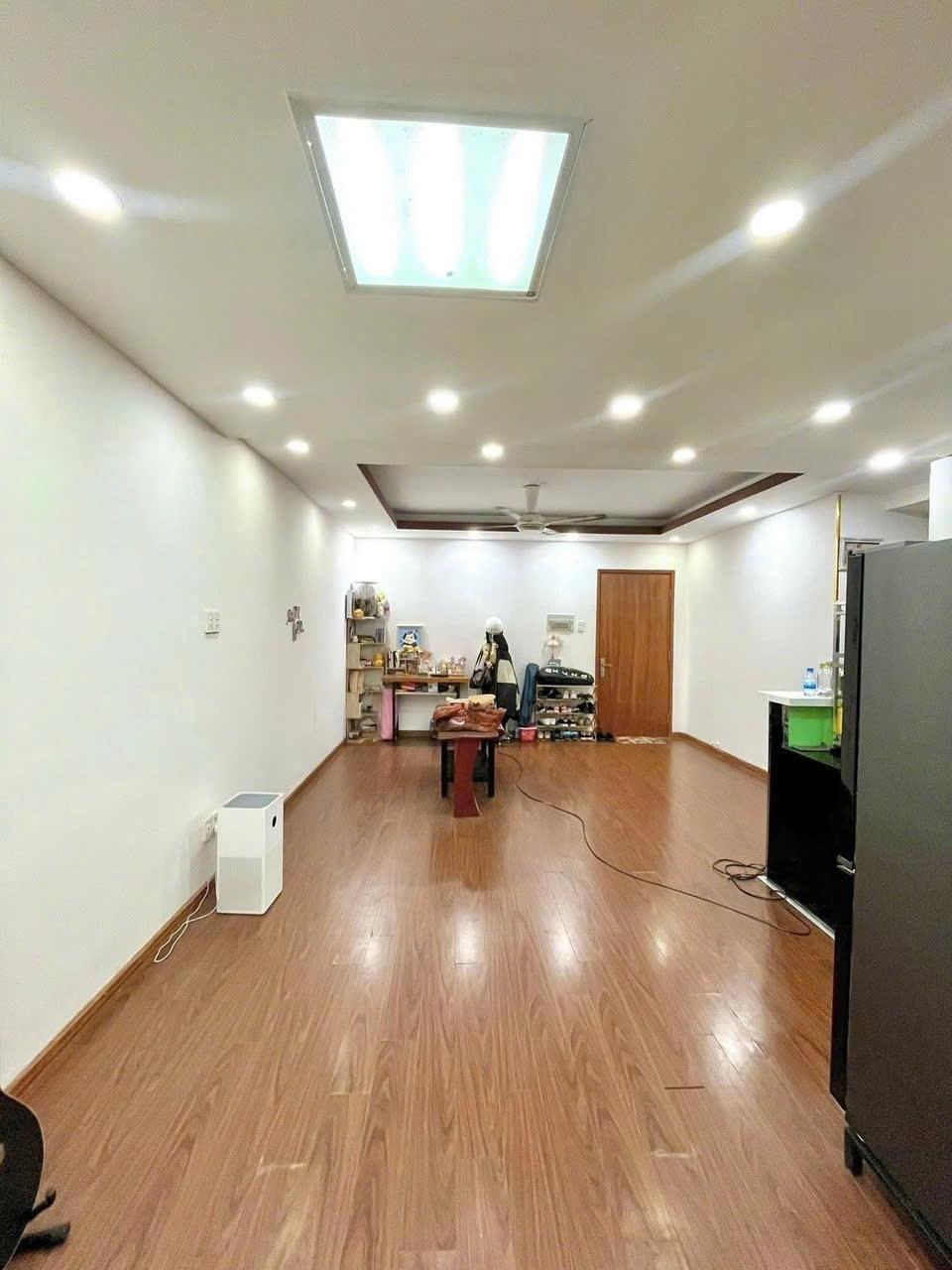 Cho thuê nhà chung cư 95 m2 tại Đường Trường Sa - 12 - Quận 3 - TP Hồ Chí Minh, giá 15 triệu/tháng