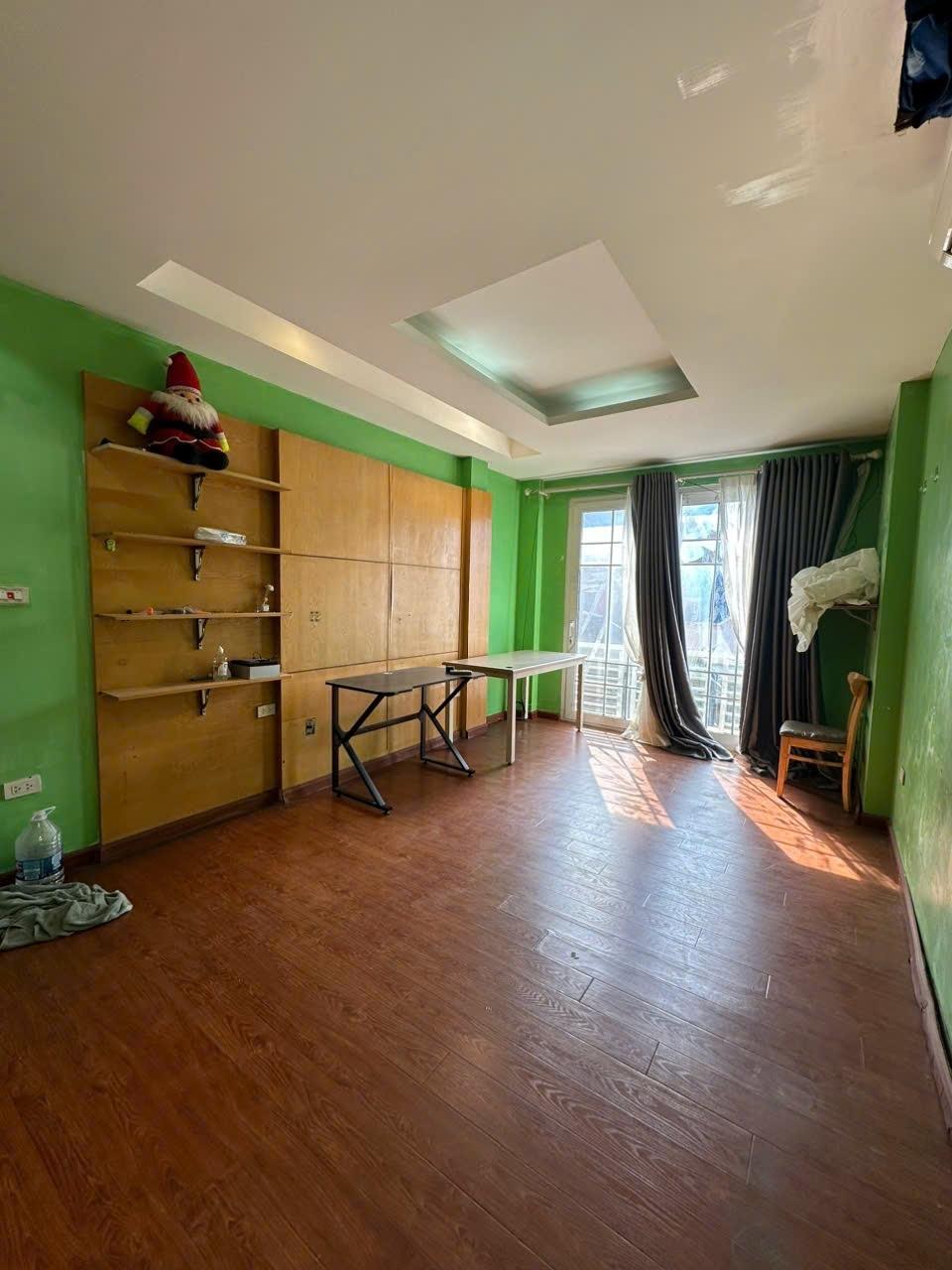 Cho thuê căn hộ 2 ngủ phù hợp gia đình ở, Vị trí gần ngã tư Nguyễn Xiển- Nguyễn Trãi