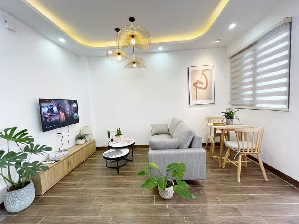 Bán gấp căn 52 m2, hướng Đông, giá 1 tỷ tại Đường Đội Cấn - Ngọc Hà - Ba Đình - Hà Nội