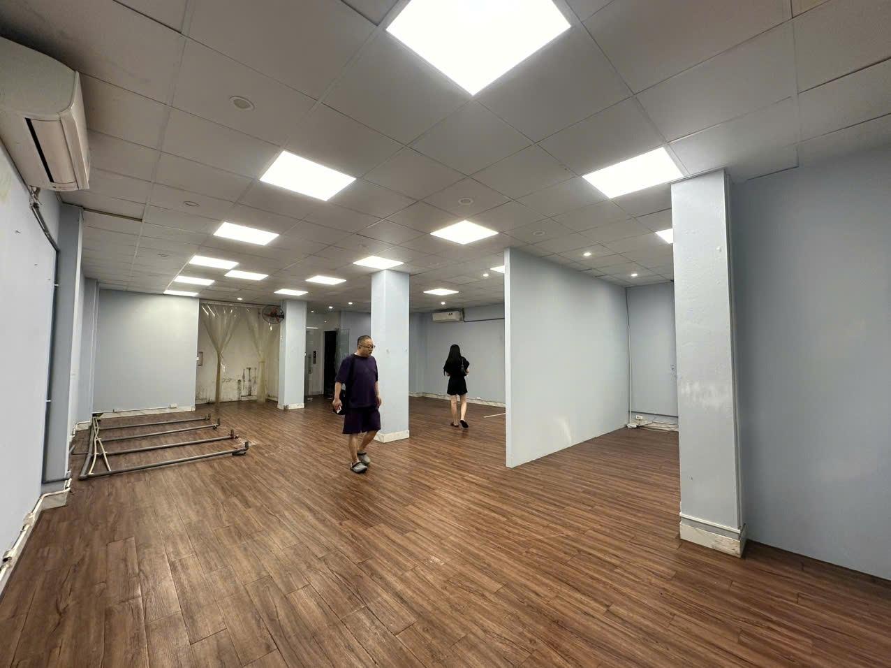 Cho thuê văn phòng Nguyễn Văn Lộc- Làng Việt Kiều Châu Âu, 100 m2 như ảnh