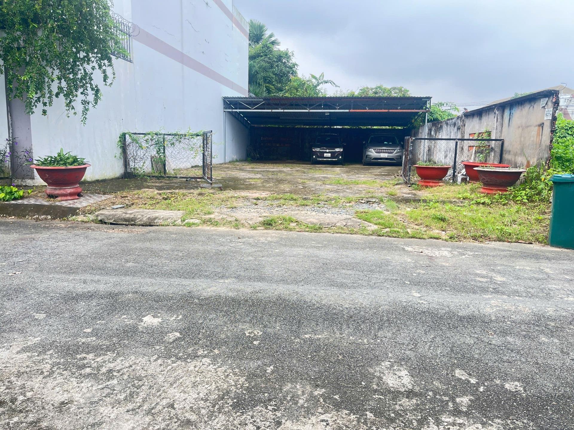 Chuyển nhượng đất 200 m2, hướng Tây-Nam tại Quận 9 - TP Hồ Chí Minh, giá 80 triệu