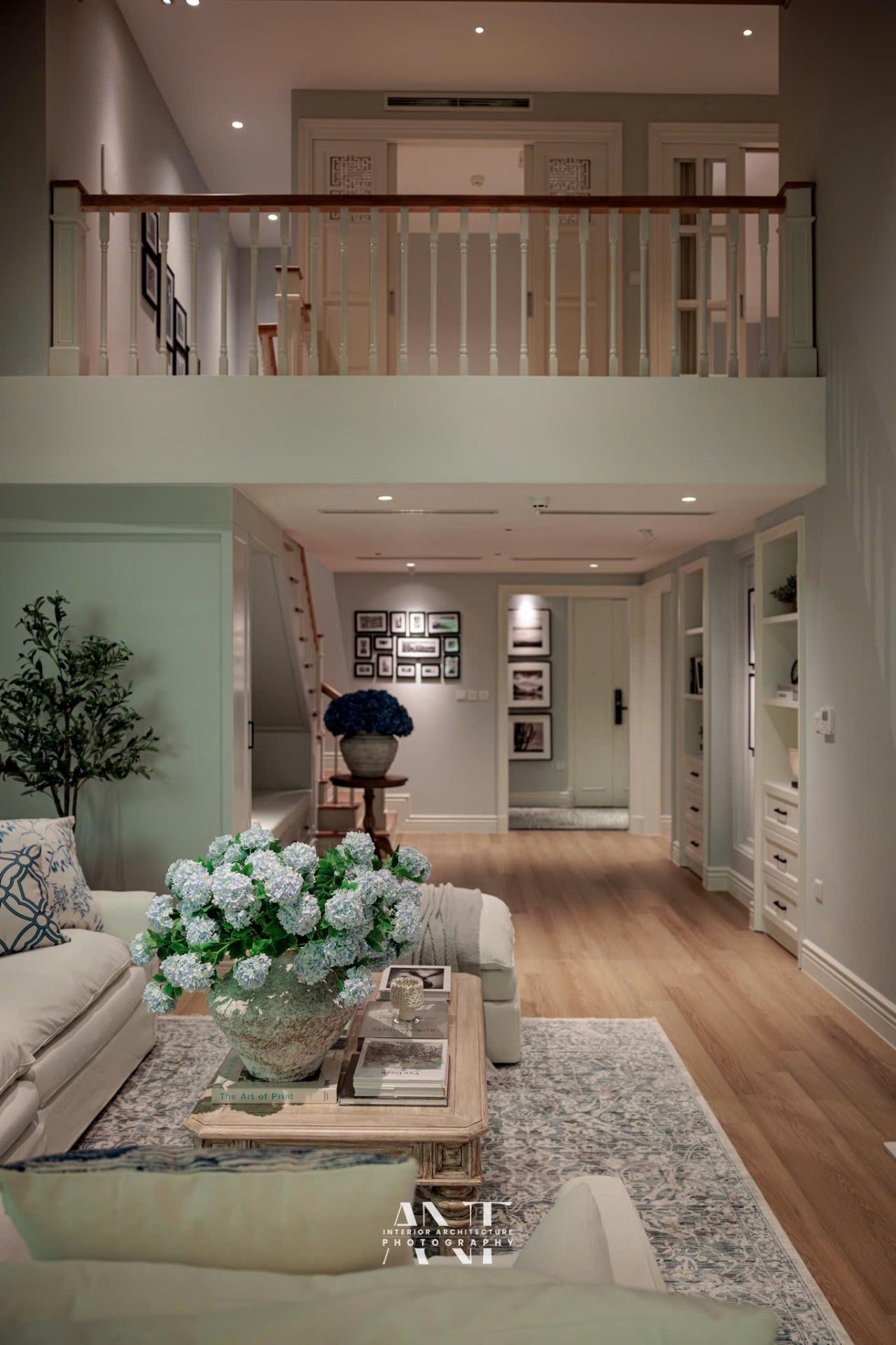 Cần bán gấp căn 200 m2, giá 20 tỷ tại Đường Lạc Long Quân - Phú Thượng - Tây Hồ - Hà Nội