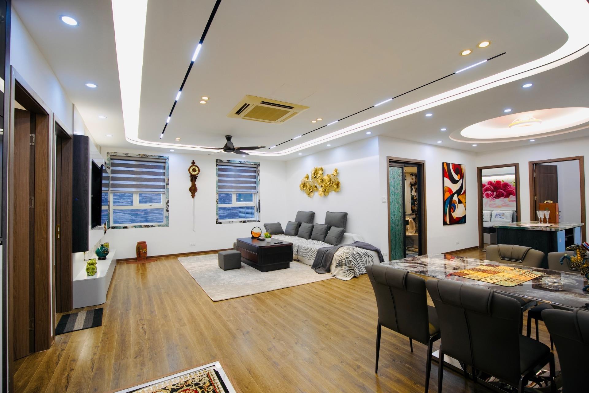 Bán nhanh căn chung cư 121,5999984741211 m2, giá 9,97 tỷ tại Nam Từ Liêm - Hà Nội