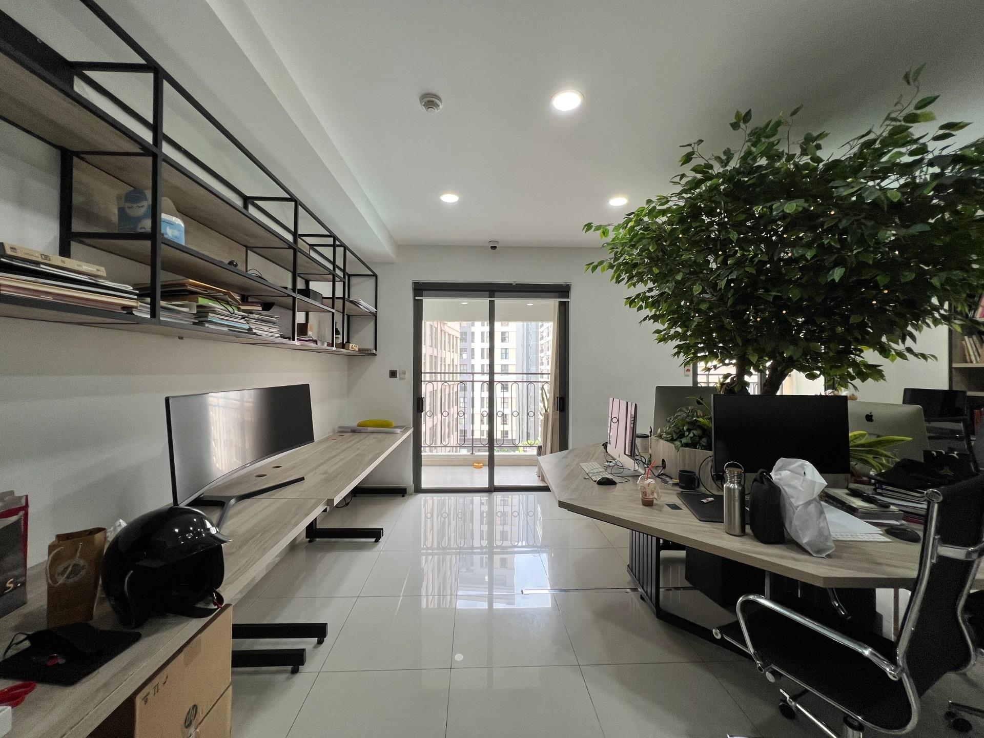 Chuyển nhượng căn chung cư 220 m2, giá 19 tỷ tại Đường Bến Vân Đồn - 12 - Quận 4 - TP Hồ Chí Minh
