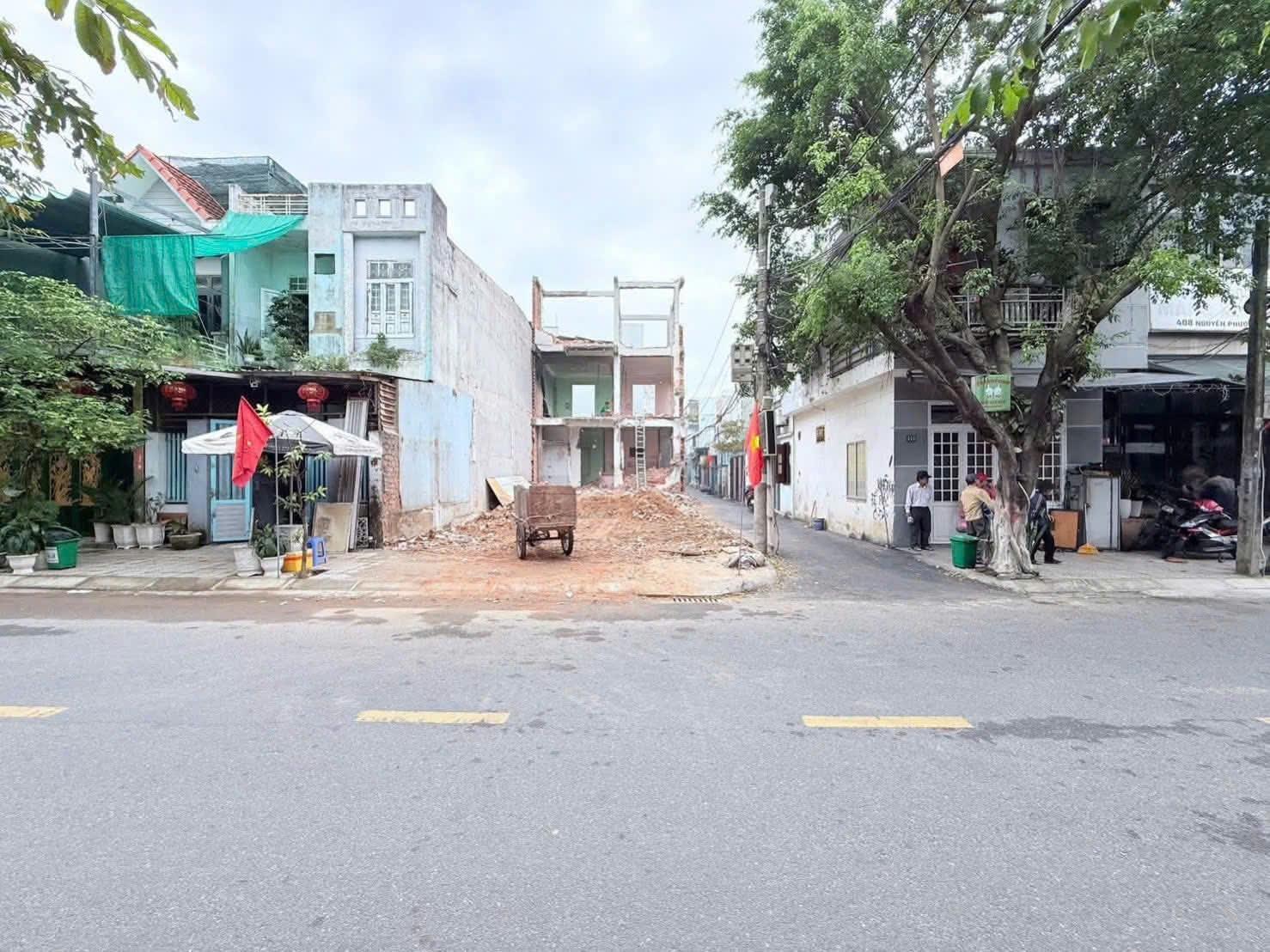 Cần bán gấp bán nhanh mảnh đất 51 m2 tại An Khê - Thanh Khê - Đà Nẵng, giá 5,35 tỷ