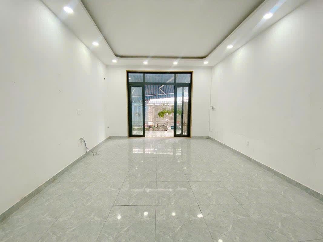 Bán nhà sổ hồng riêng 50 m2 tại Đường Trần Thủ Độ - Phú Thạnh - Tân Phú, giá 1,12 tỷ