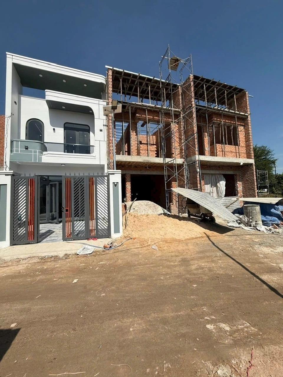 Sở hữu nhà shr 70 m2 tại Xã Tân Hiệp - Tân Uyên - Bình Dương, giá 1,8 tỷ