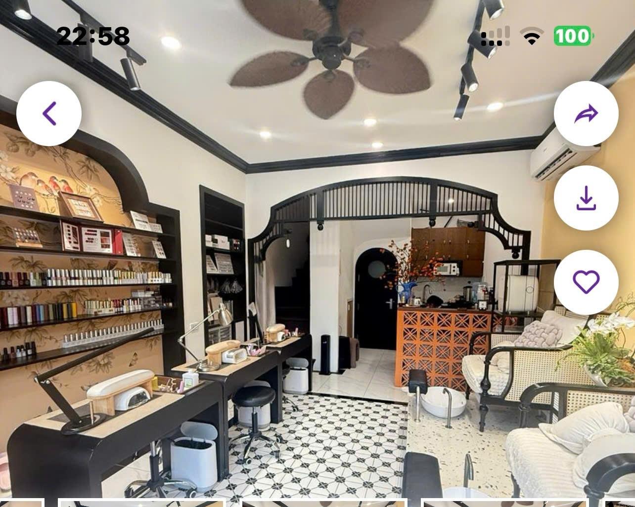 Cần bán gấp nhà mặt phố 37 m2, hướng Đông-Nam tại Đường Lạc Long Quân - Tây Hồ, giá 23 tỷ