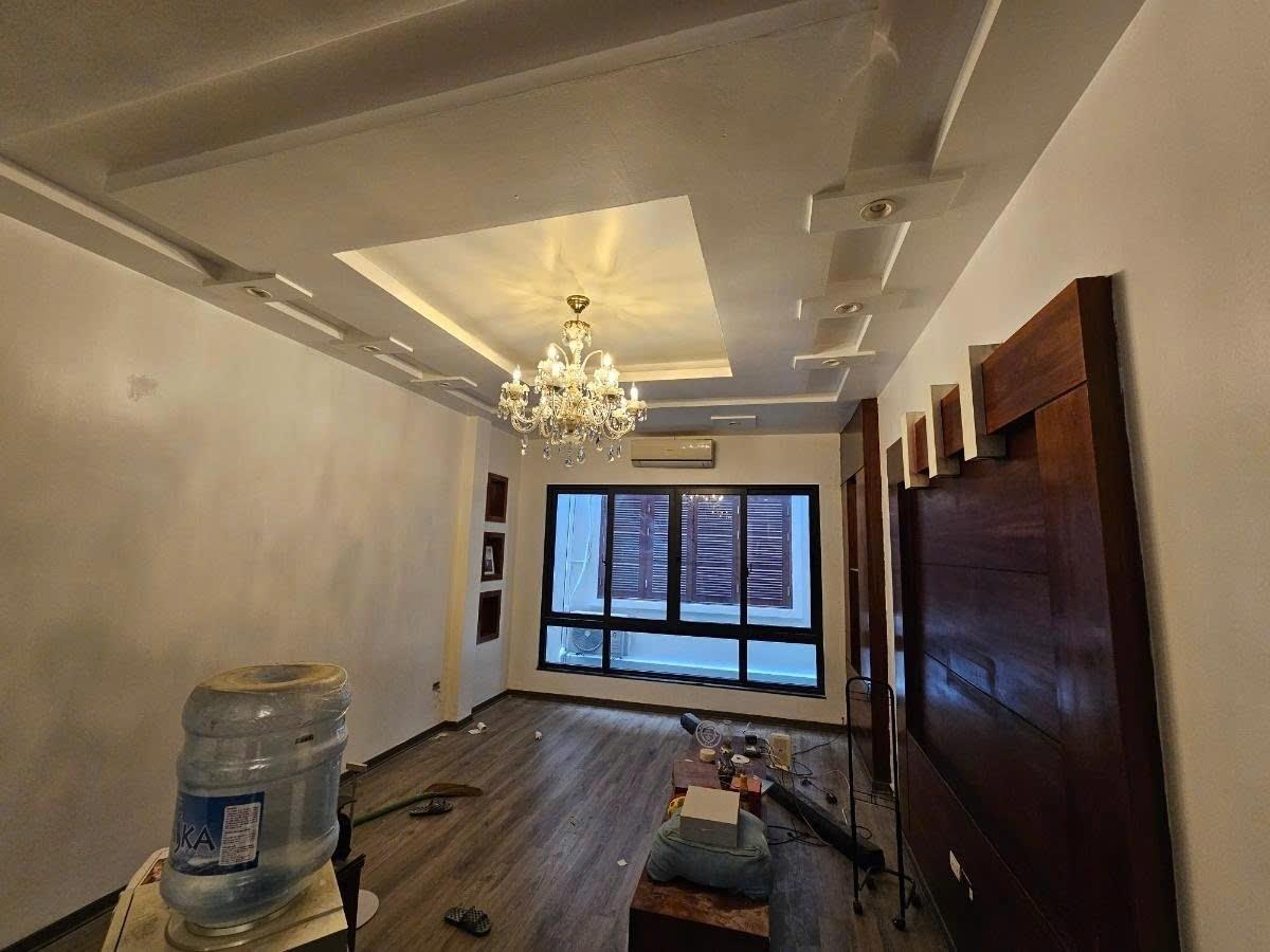 Cần bán căn nhà đẹp 48 m2 tại Phố An Trạch - Cát Linh - Đống Đa - Hà Nội, giá 16,5 tỷ