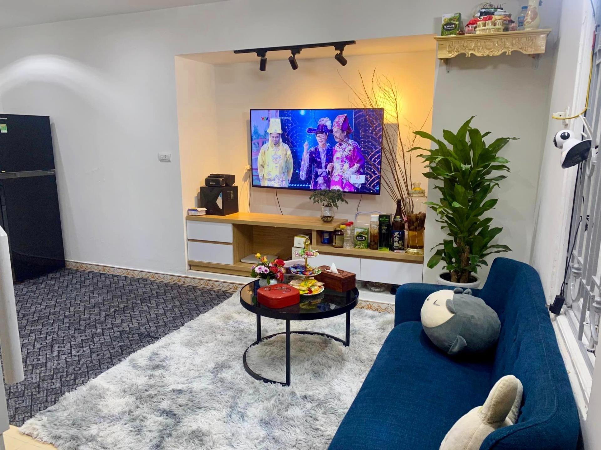 Cần bán gấp bán nhanh nhà đất 308 m2 tại Đường Trần Thái Tông - Dịch Vọng - Cầu Giấy, giá 98 tỷ