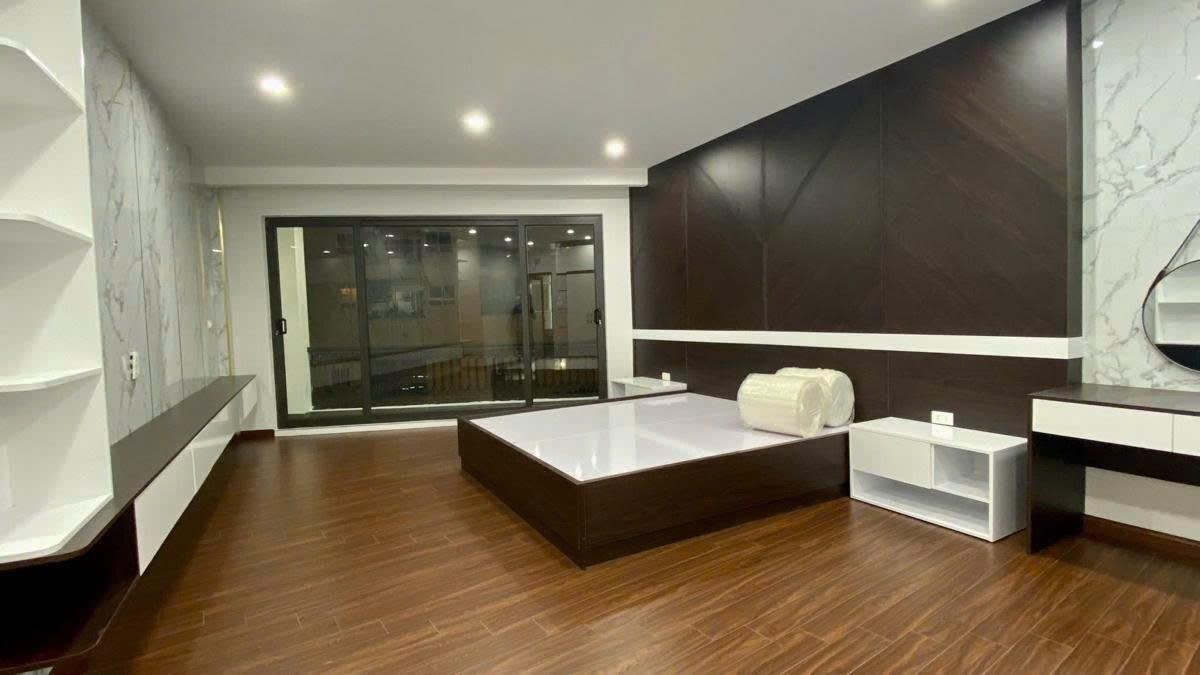 Sở hữu nhà đất 71 m2 tại Ngõ Gốc Đề - Hoàng Văn Thụ - Hoàng Mai - Hà Nội, giá 25 tỷ