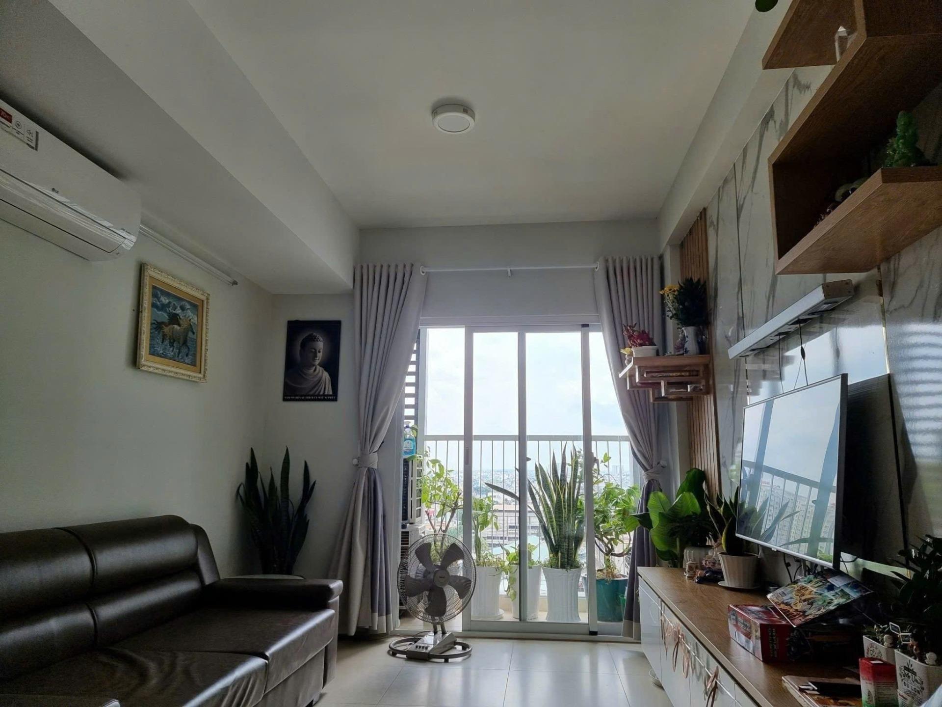 Cho thuê gấp nhà chung cư 90 m2 tại Đường Nguyễn Sỹ Sách - Tân Bình, giá 10 triệu/tháng