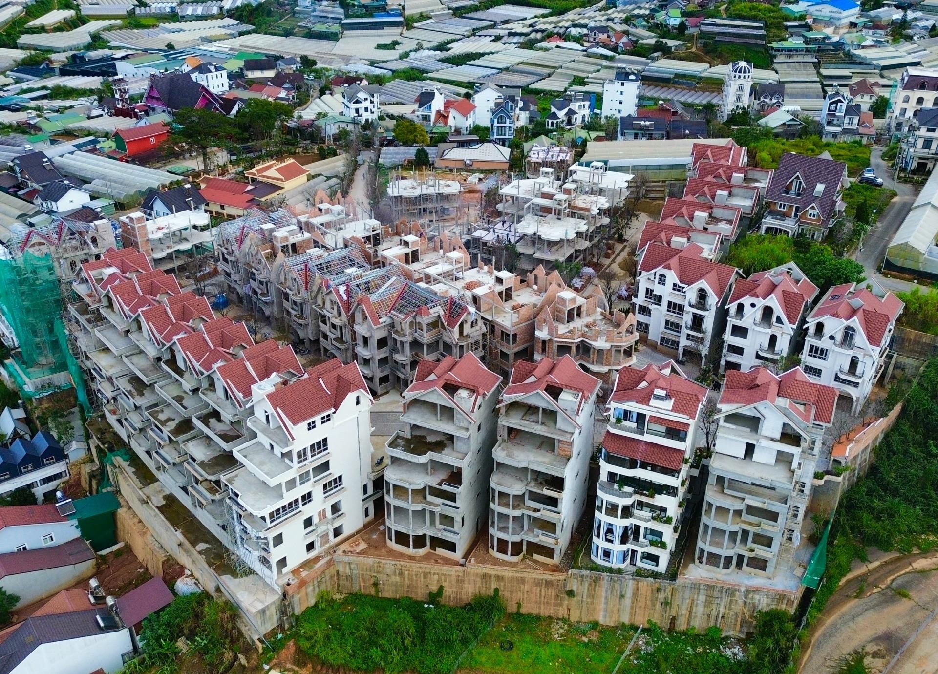 Cần bán gấp biệt thự 200 m2, giá 14,4 tỷ tại Đường Trịnh Hoài Đức - 11 - Đà Lạt - Lâm Đồng