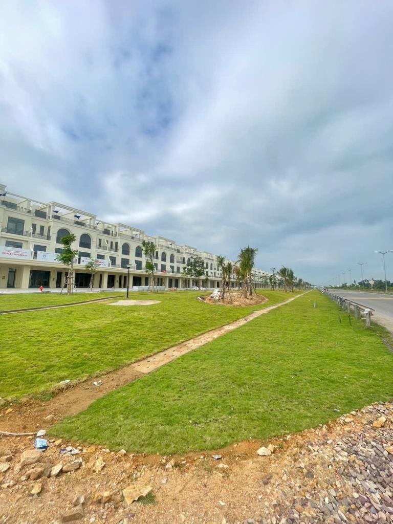 Cần bán lô đất nền 83 m2 tại Thành phố Quy Nhơn - Bình Định, giá 2,2 tỷ