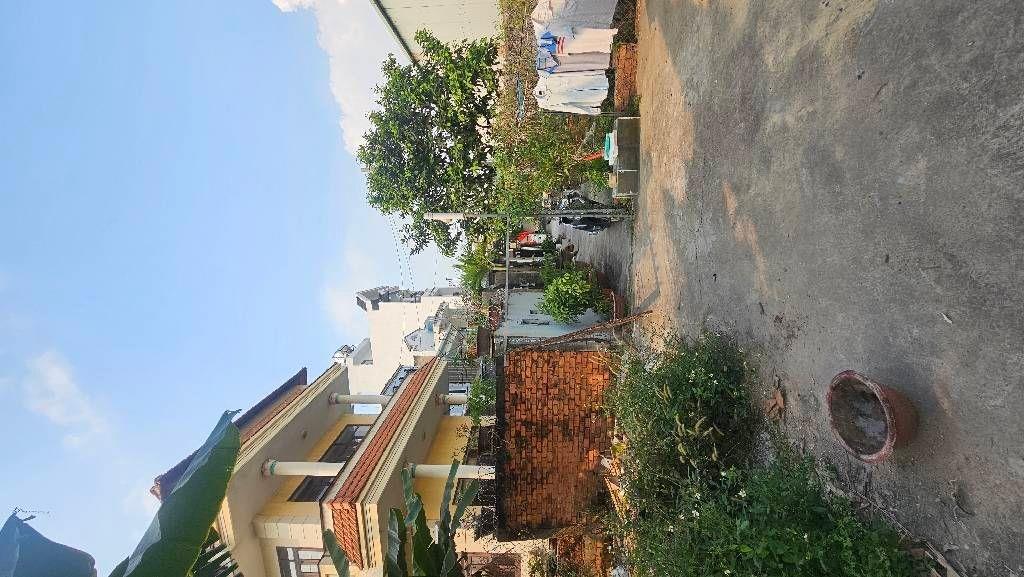 Sở hữu nền đất 300 m2 tại An Phú Đông - Quận 12 - TP Hồ Chí Minh, giá 5,65 tỷ