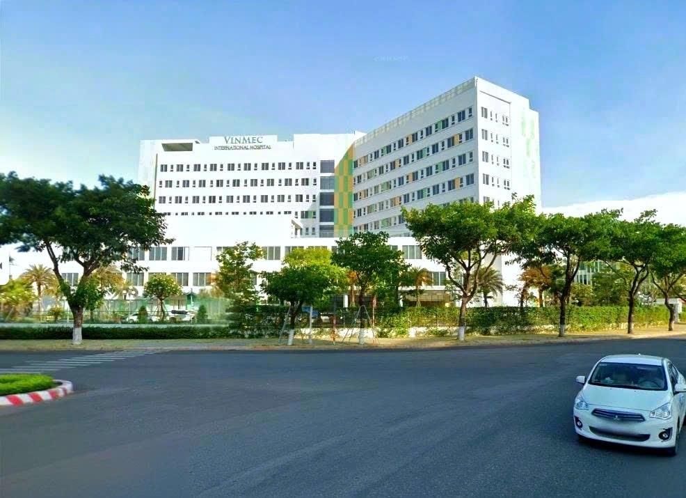 Bán nhanh nhà phố 310 m2, hướng Đông-Nam tại Đường Nguyễn Hữu Thọ - Hải Châu, giá 49,5 tỷ