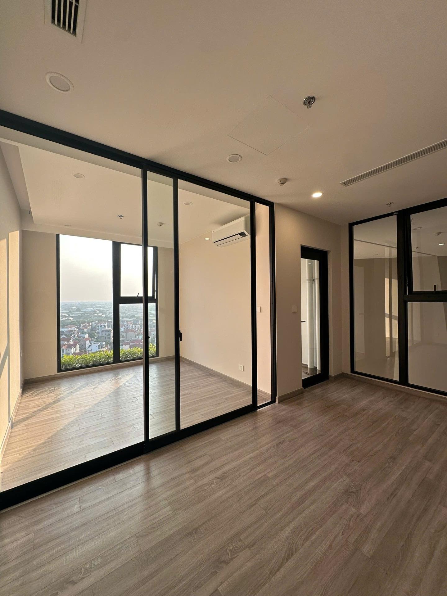 Bán căn hộ chung cư 35 m2, giá 2,8 tỷ tại Đường Trúc - Xuân Quan - Văn Giang - Hưng Yên