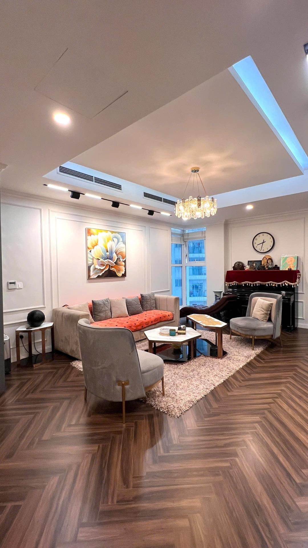 Chuyển nhượng căn 114 m2, giá 13 tỷ tại Đường Lạc Long Quân - Phú Thượng - Tây Hồ - Hà Nội