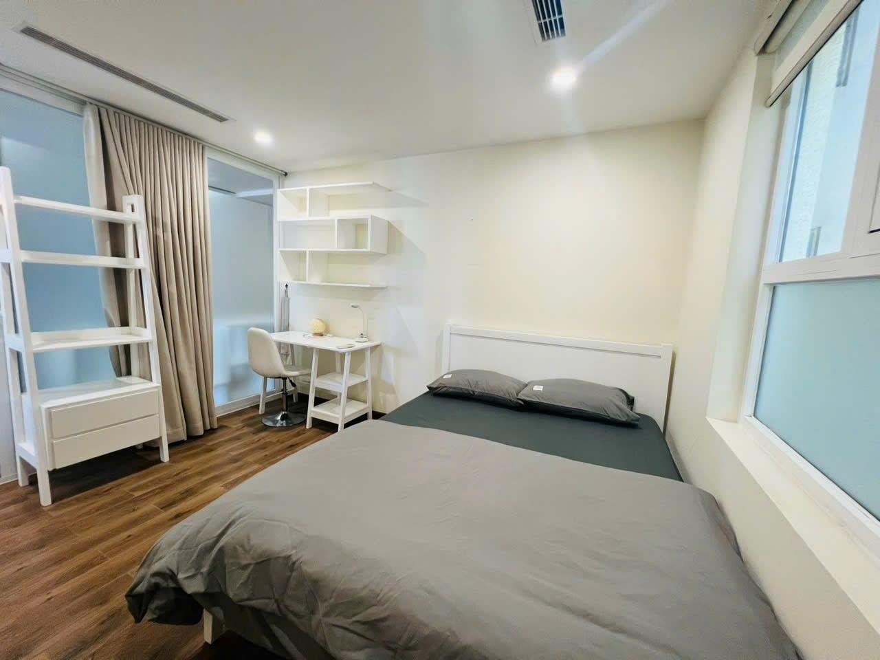 Cần cho thuê gấp căn 111 m2 tại Đường Đặng Thai Mai - Quảng An - Tây Hồ - Hà Nội, thỏa thuận