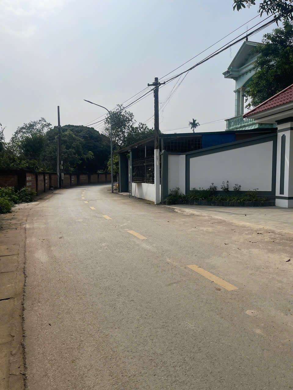 Bán lô đất sổ riêng 115 m2 tại Xã Bình Yên - Thạch Thất - Hà Nội, giá 3 tỷ