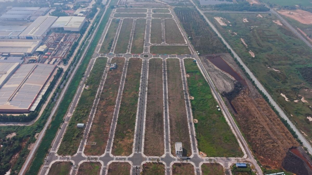 Cần bán ngay đất nền dự án 90 m2, hướng Đông-Bắc tại Đức Hòa - Long An, giá 2,58 tỷ