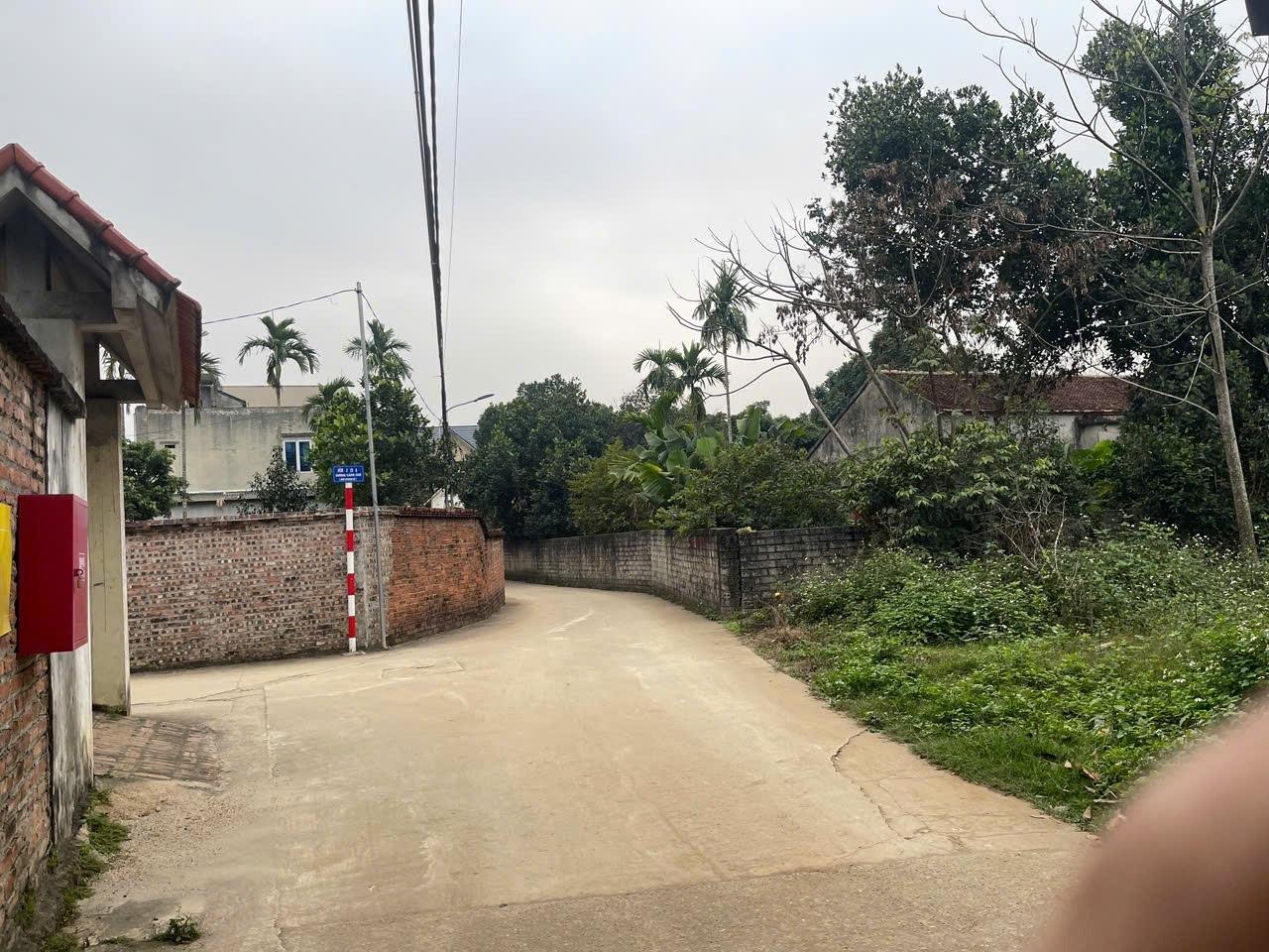 Cần bán ngay đất 175 m2 tại Xã Phú Mãn - Quốc Oai - Hà Nội, giá 4,99 tỷ